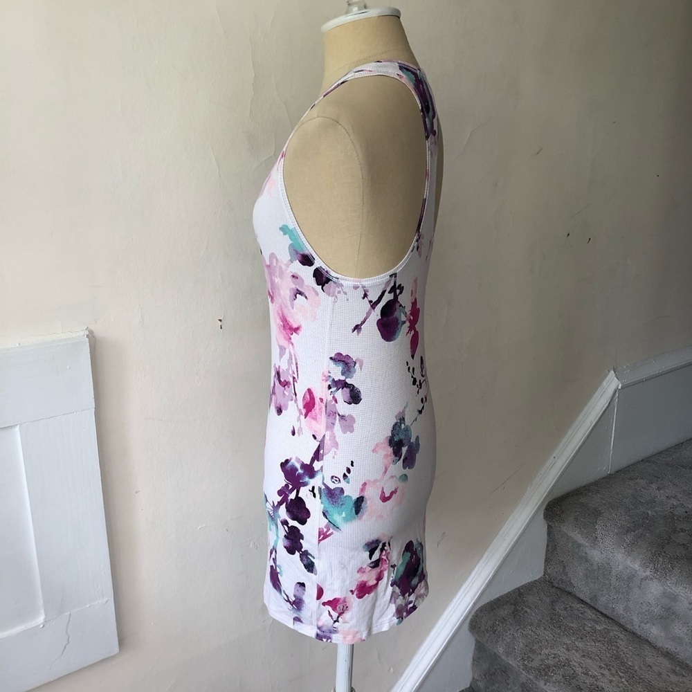 Lululemon Blurred Blossoms Every Yogi Tank - Picture 5 of 9